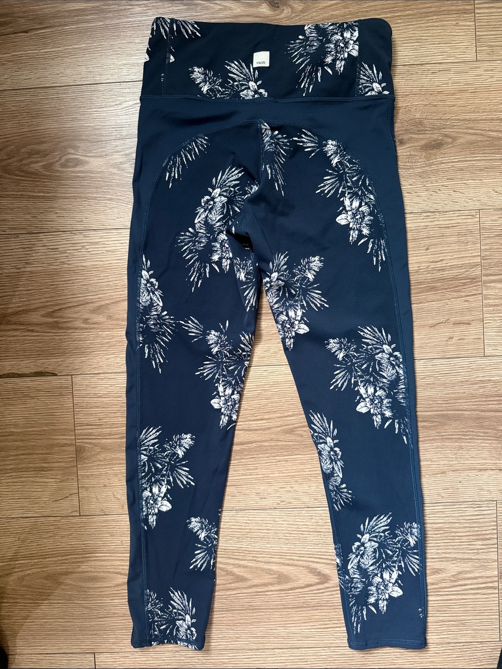 Vuori Navy Floral Kids Leggings